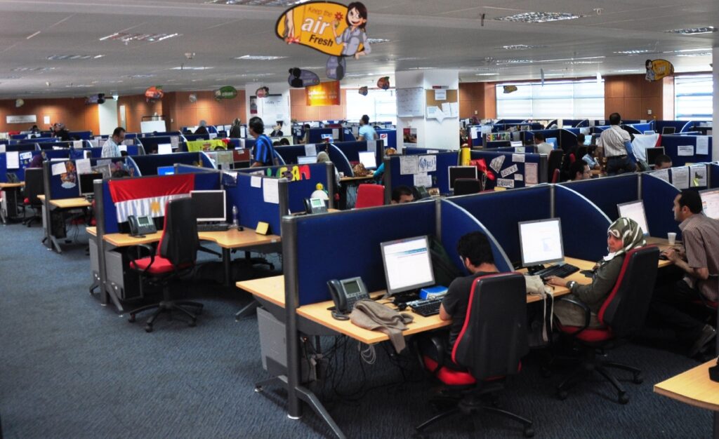 خدمات الكول سنتر