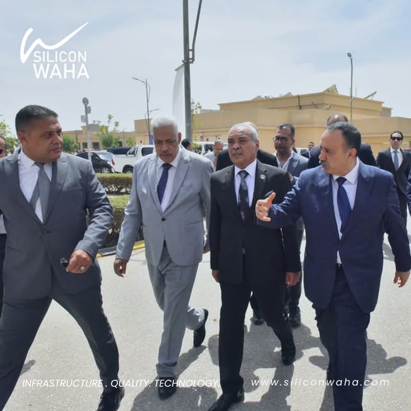 تدريب 370 شابًا على الوظائف الرقمية داخل المنطقة التكنولوجية بأسيوط