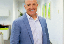 ثلاثة عقود صنعت من "فيغا" قائدًا في صناعة التعهيد وإدارة العمليات