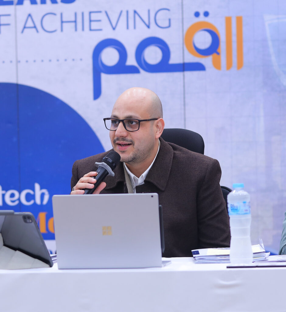 المهندس أحمد عبد السلام الرئيس التنفيذي لشركة القمم