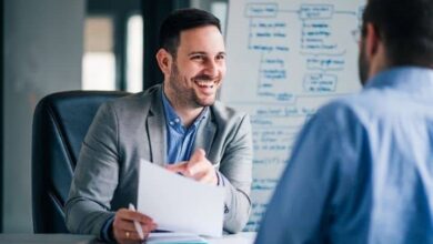 نشرة الأحد 22 فبراير2026..انتقال القيادات التنفيذية بين شركات التعهيد..ظاهرة صحية أم مضرة للصناعة؟