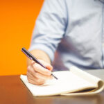 استراتيجيات فعالة لرفع كفاءة العمل بعد المكالمة بدون الذكاء الاصطناعي