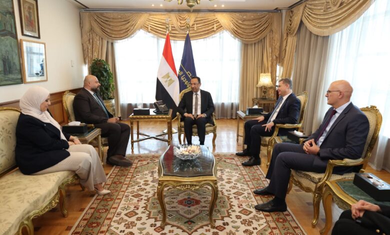 "كونسنتركس" توسع استثماراتها فى مصر وتستهدف توفير 11 ألف فرصة عمل وإنشاء 5 مراكز